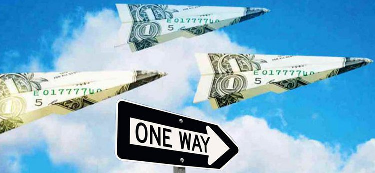 paper planes made of paper money; a metaphor for capital flight